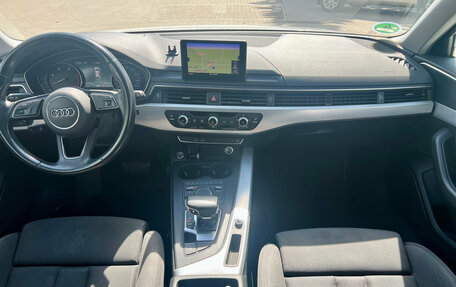 Audi A4, 2018 год, 1 999 000 рублей, 15 фотография