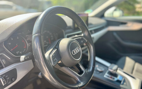 Audi A4, 2018 год, 1 999 000 рублей, 14 фотография