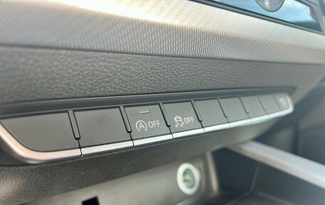 Audi A4, 2018 год, 1 999 000 рублей, 24 фотография