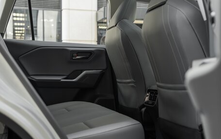 Toyota RAV4, 2026 год, 3 950 000 рублей, 29 фотография