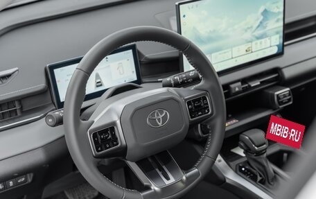 Toyota RAV4, 2026 год, 3 950 000 рублей, 19 фотография