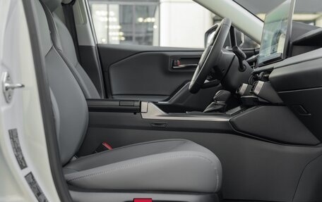 Toyota RAV4, 2026 год, 3 950 000 рублей, 28 фотография