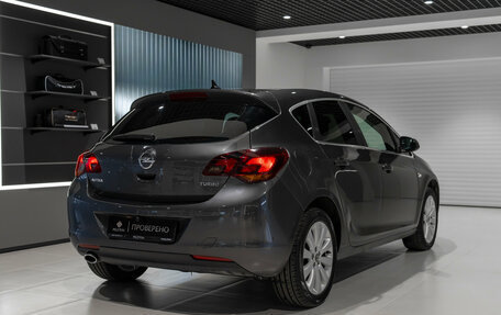 Opel Astra J, 2011 год, 630 000 рублей, 5 фотография