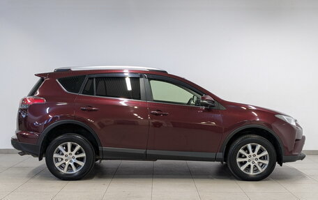 Toyota RAV4, 2015 год, 1 790 000 рублей, 4 фотография