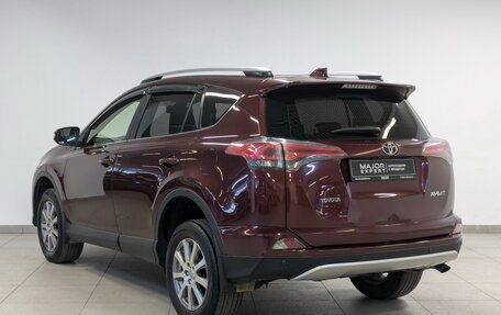 Toyota RAV4, 2015 год, 1 790 000 рублей, 7 фотография