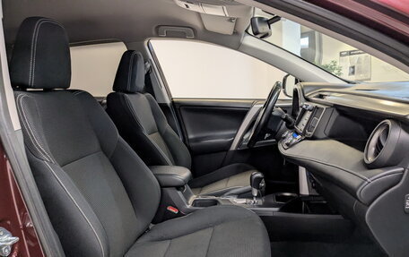 Toyota RAV4, 2015 год, 1 790 000 рублей, 23 фотография