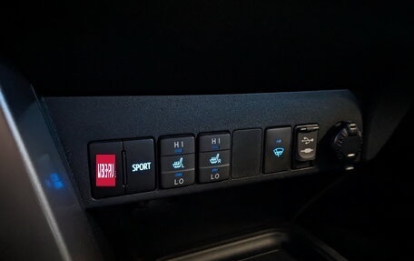 Toyota RAV4, 2015 год, 1 790 000 рублей, 26 фотография