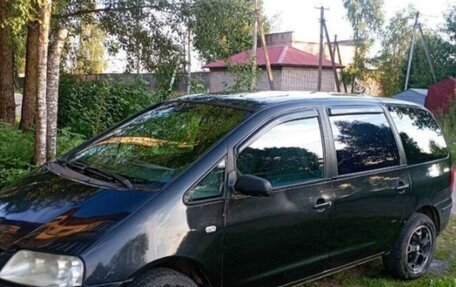 Volkswagen Sharan I рестайлинг, 2003 год, 320 000 рублей, 6 фотография