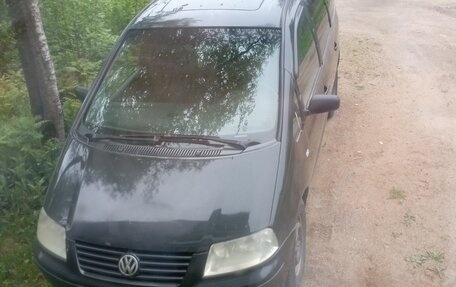 Volkswagen Sharan I рестайлинг, 2003 год, 320 000 рублей, 2 фотография