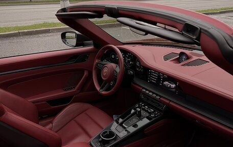 Porsche 911, 2021 год, 23 490 000 рублей, 14 фотография
