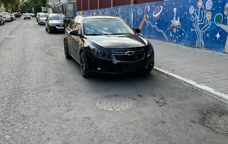 Chevrolet Cruze II, 2010 год, 900 000 рублей, 5 фотография