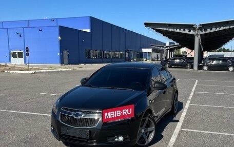 Chevrolet Cruze II, 2010 год, 900 000 рублей, 2 фотография