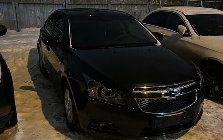 Chevrolet Cruze II, 2010 год, 900 000 рублей, 19 фотография