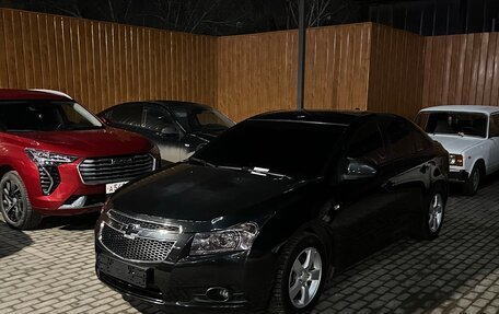 Chevrolet Cruze II, 2010 год, 900 000 рублей, 22 фотография