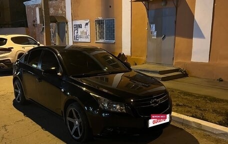 Chevrolet Cruze II, 2010 год, 900 000 рублей, 12 фотография