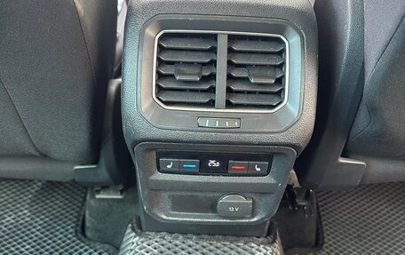 Volkswagen Tiguan II, 2017 год, 2 100 000 рублей, 15 фотография
