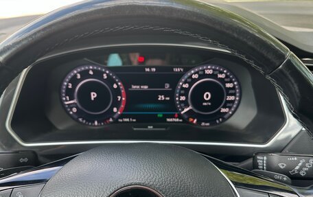 Volkswagen Tiguan II, 2017 год, 2 100 000 рублей, 22 фотография
