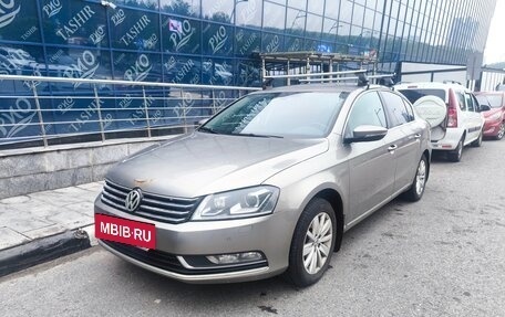 Volkswagen Passat B7, 2014 год, 950 000 рублей, 2 фотография