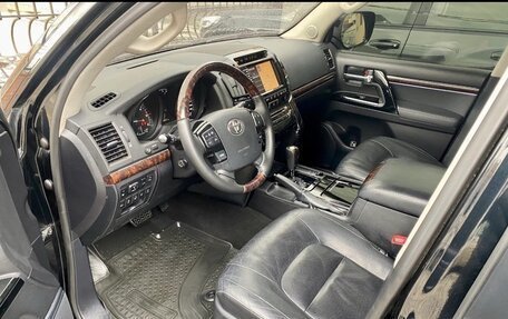 Toyota Land Cruiser 200, 2012 год, 3 999 000 рублей, 13 фотография