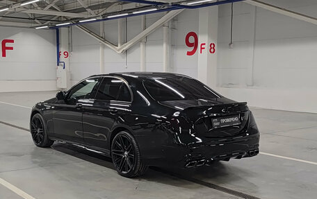 Mercedes-Benz E-Класс, 2018 год, 2 500 000 рублей, 11 фотография
