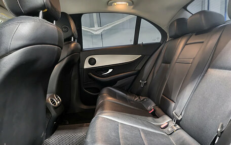 Mercedes-Benz E-Класс, 2018 год, 2 500 000 рублей, 16 фотография