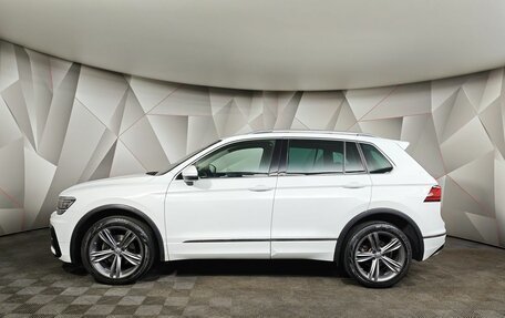 Volkswagen Tiguan II, 2019 год, 3 300 000 рублей, 5 фотография