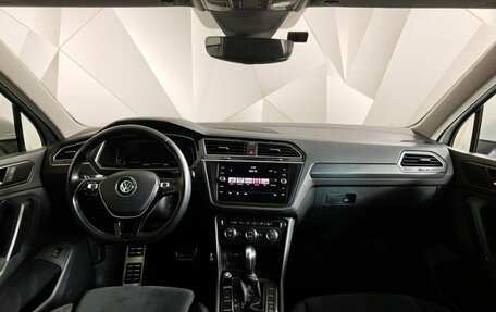 Volkswagen Tiguan II, 2019 год, 3 300 000 рублей, 13 фотография