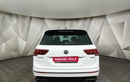 Volkswagen Tiguan II, 2019 год, 3 300 000 рублей, 8 фотография
