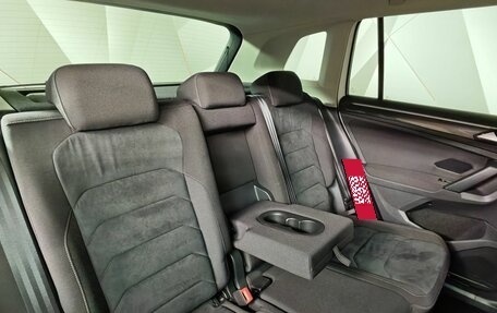 Volkswagen Tiguan II, 2019 год, 3 300 000 рублей, 16 фотография