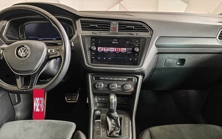 Volkswagen Tiguan II, 2019 год, 3 300 000 рублей, 14 фотография