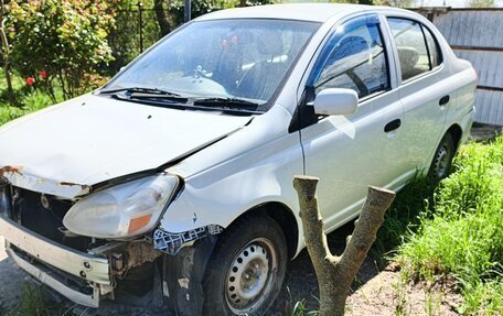 Toyota Platz, 2003 год, 250 000 рублей, 3 фотография