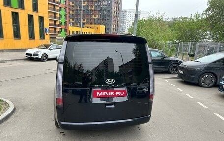 Hyundai Staria, 2021 год, 4 700 000 рублей, 6 фотография