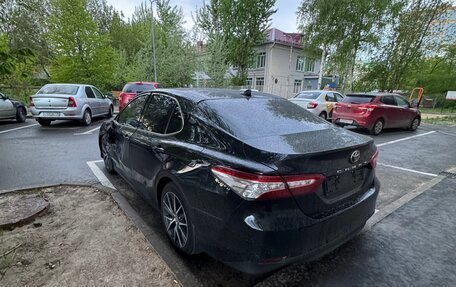 Toyota Camry, 2021 год, 3 470 000 рублей, 7 фотография
