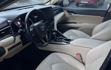 Toyota Camry, 2021 год, 3 470 000 рублей, 18 фотография