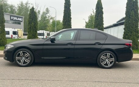 BMW 5 серия, 2023 год, 6 800 000 рублей, 3 фотография