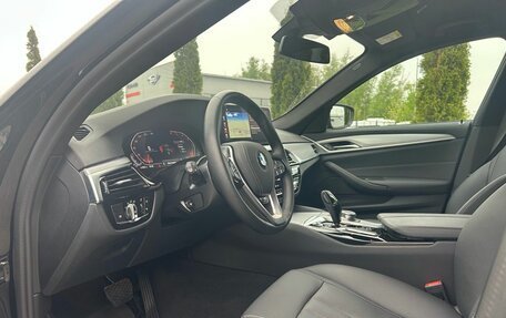 BMW 5 серия, 2023 год, 6 800 000 рублей, 10 фотография