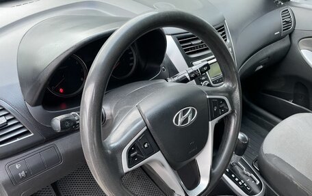Hyundai Solaris II рестайлинг, 2012 год, 749 000 рублей, 13 фотография
