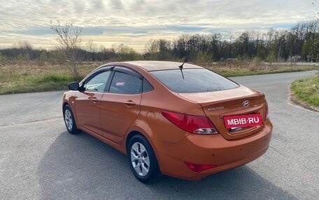 Hyundai Solaris II рестайлинг, 2015 год, 1 215 000 рублей, 8 фотография