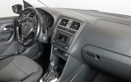 Volkswagen Polo VI (EU Market), 2017 год, 1 118 000 рублей, 7 фотография