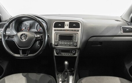 Volkswagen Polo VI (EU Market), 2017 год, 1 118 000 рублей, 6 фотография