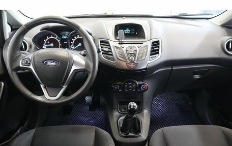 Ford Fiesta, 2016 год, 766 000 рублей, 10 фотография