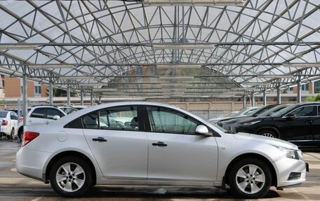 Chevrolet Cruze II, 2011 год, 710 000 рублей, 6 фотография