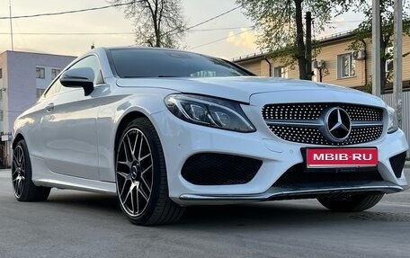 Mercedes-Benz C-Класс, 2015 год, 2 400 000 рублей, 1 фотография
