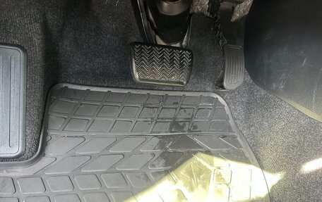 Toyota RAV4, 2016 год, 2 450 000 рублей, 22 фотография
