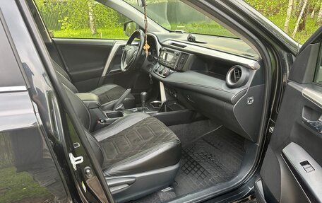 Toyota RAV4, 2016 год, 2 450 000 рублей, 26 фотография