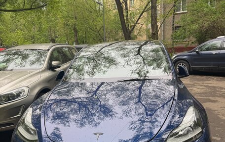 Tesla Model Y I, 2022 год, 2 700 000 рублей, 3 фотография