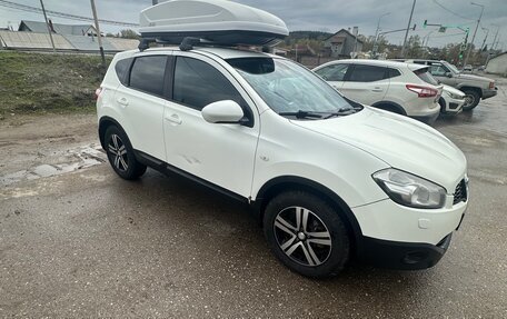 Nissan Qashqai, 2011 год, 700 000 рублей, 4 фотография