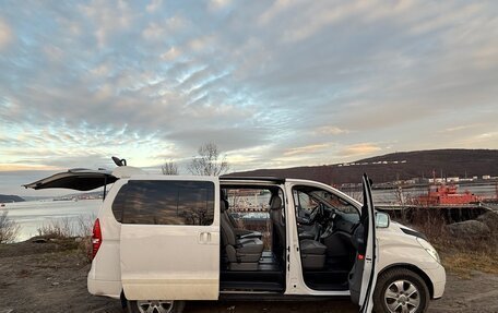 Hyundai Grand Starex Grand Starex I рестайлинг 2, 2014 год, 2 350 000 рублей, 4 фотография