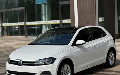 Volkswagen Polo, 2021 год, 989 000 рублей, 2 фотография