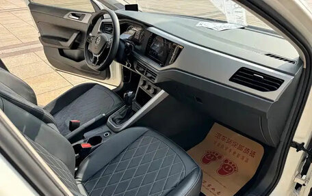 Volkswagen Polo, 2021 год, 989 000 рублей, 11 фотография